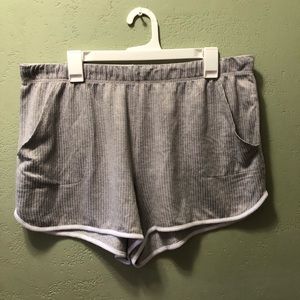 XLarge Gray/white Jockey sleep shorts with pockets